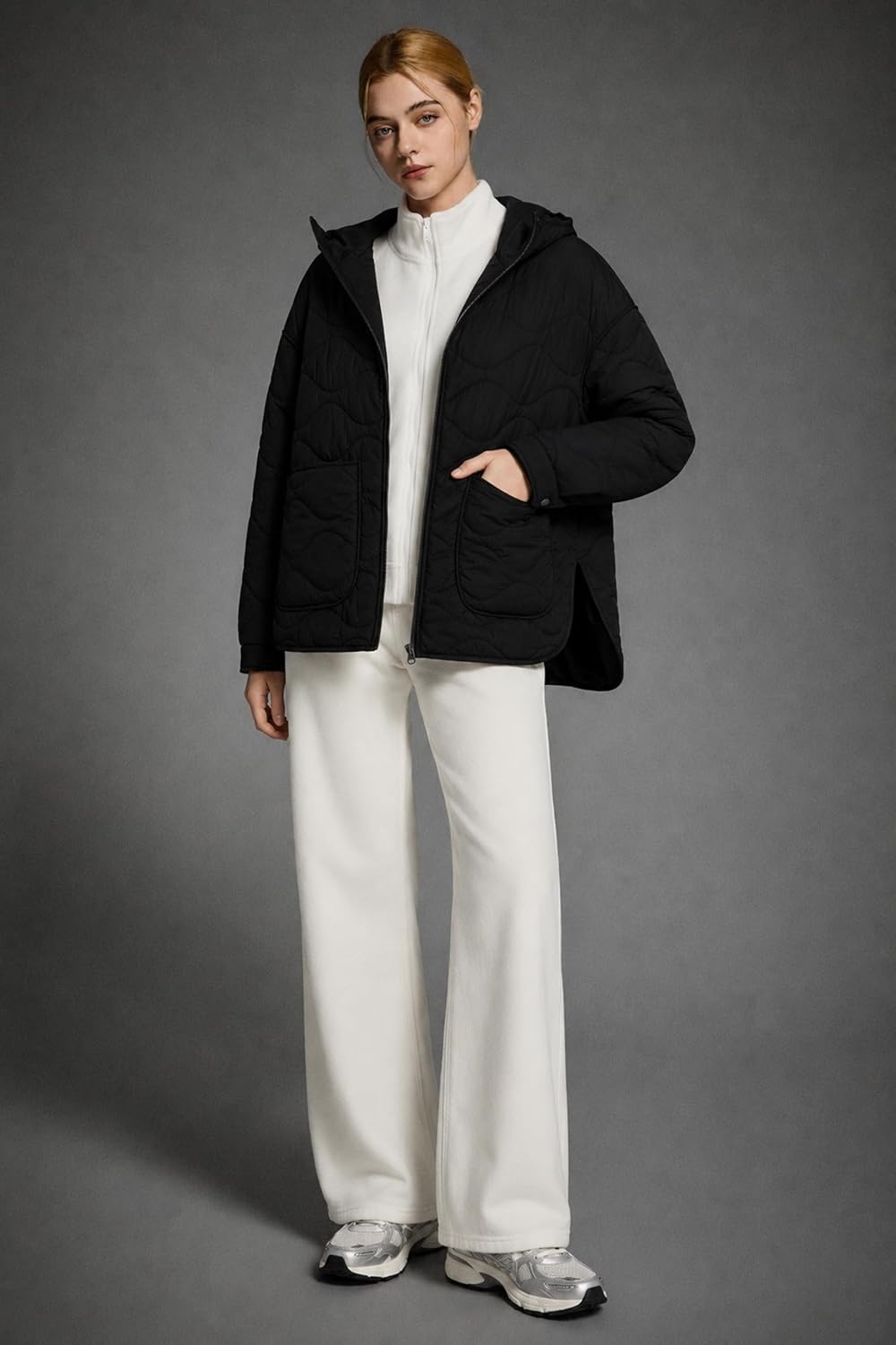 image:imageOrolay Womens Quilted Puffer Jacket Lightweight Hooded Oversized FitBlack
