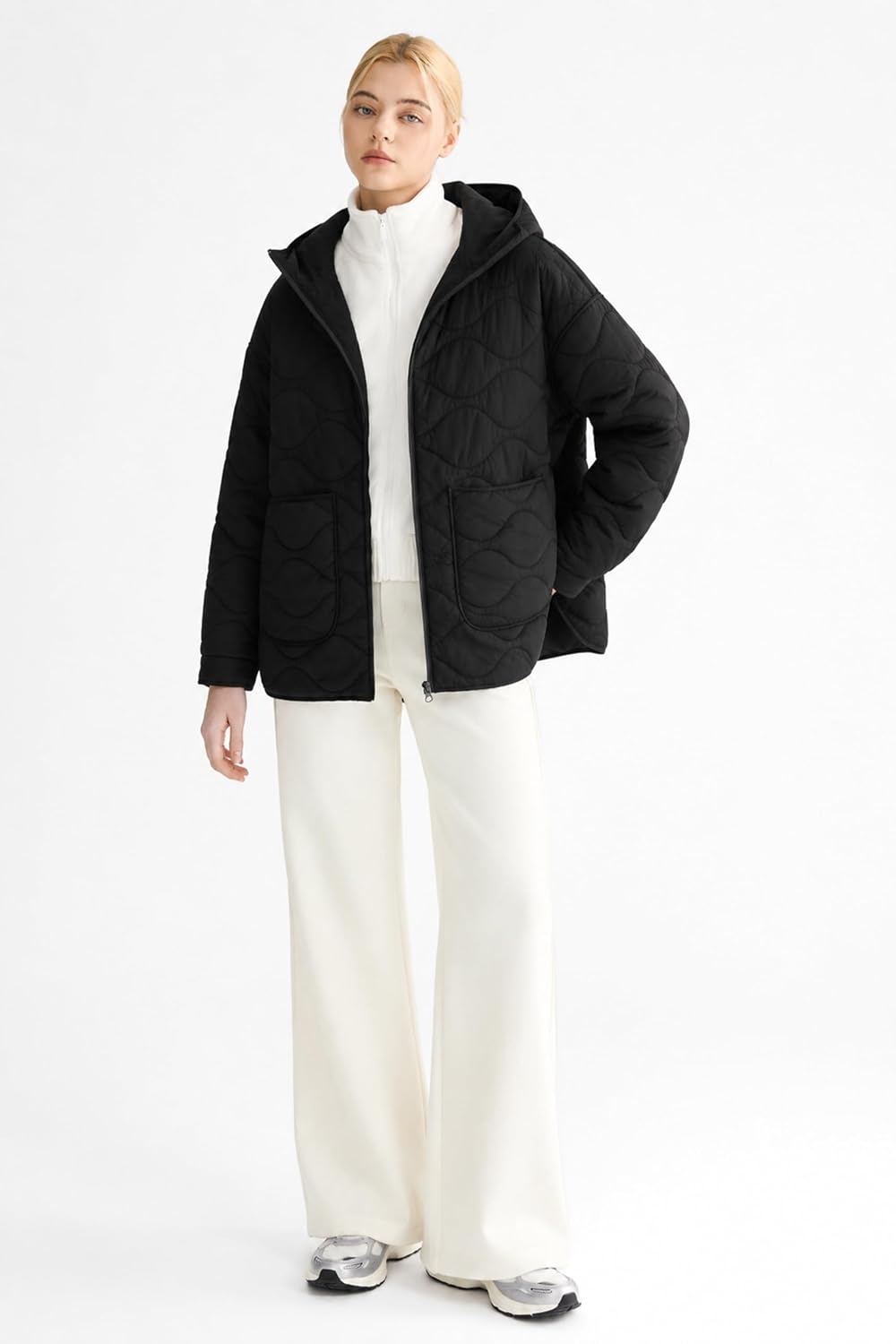 image:imageOrolay Womens Quilted Puffer Jacket Lightweight Hooded Oversized FitBlack
