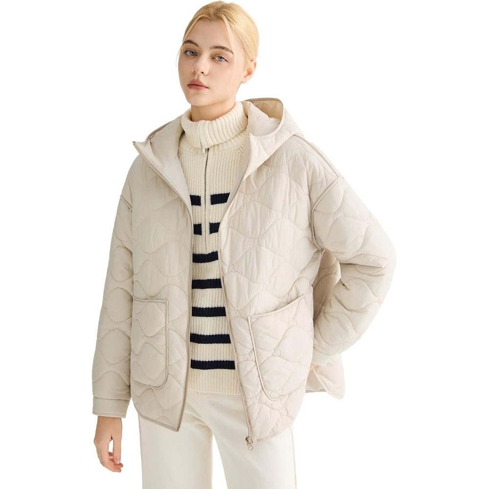 image:imageOrolay Womens Quilted Puffer Jacket Lightweight Hooded Oversized FitBeige